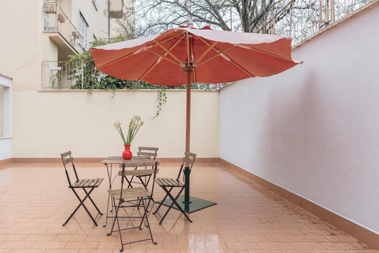 Micheli 4Pax Apartment With Terrace Rom Exterior foto